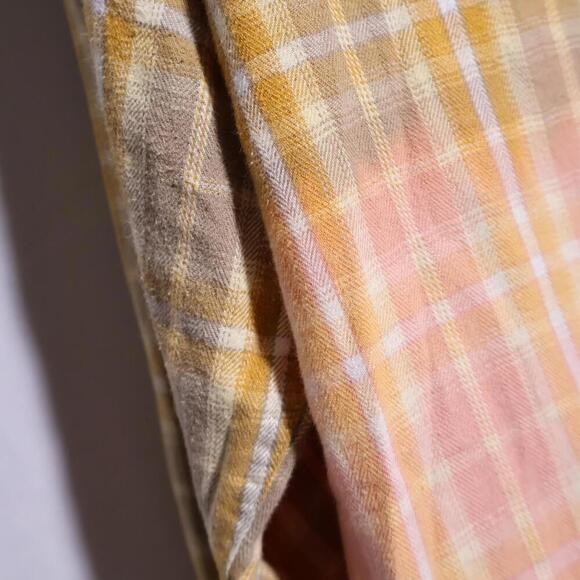 Urban Renewal Bleached VTG Flannel Plaid Button Top Gold Pink Grunge 90s L Artsy - Picture 4 of 8